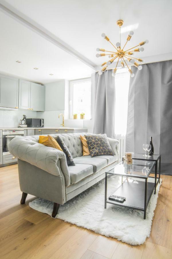 Przytulny Apartament Blisko Starowki Apartment กดัญสก์ ภายนอก รูปภาพ
