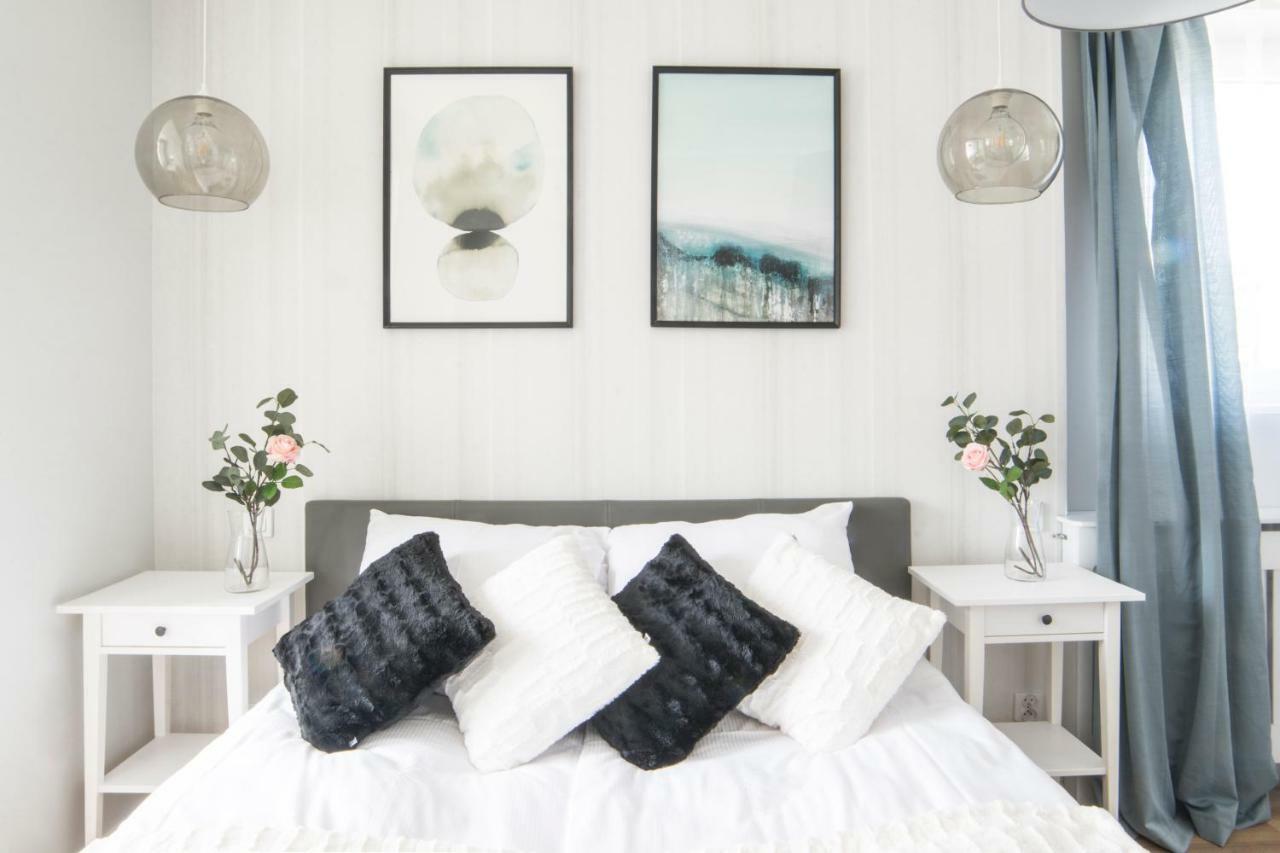 Przytulny Apartament Blisko Starowki Apartment กดัญสก์ ภายนอก รูปภาพ