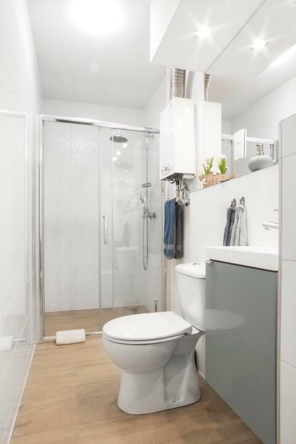 Przytulny Apartament Blisko Starowki Apartment กดัญสก์ ภายนอก รูปภาพ