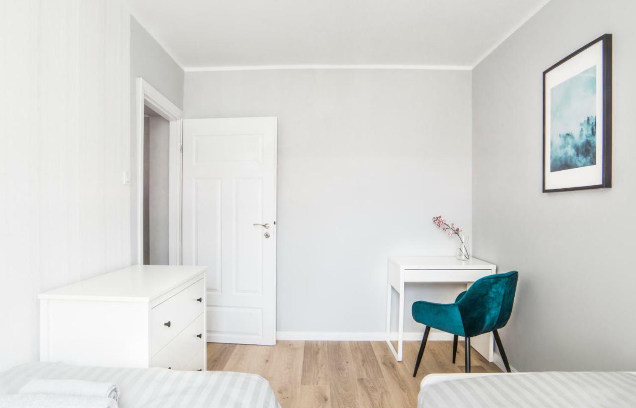 Przytulny Apartament Blisko Starowki Apartment กดัญสก์ ภายนอก รูปภาพ