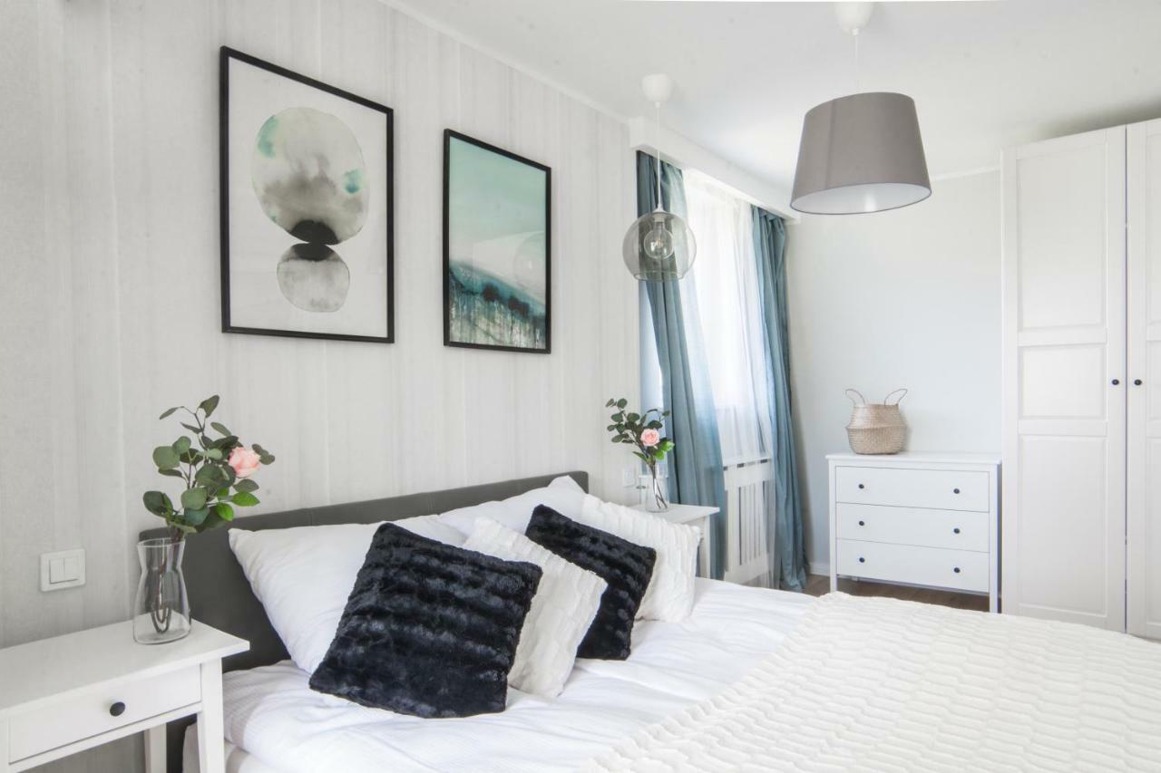Przytulny Apartament Blisko Starowki Apartment กดัญสก์ ภายนอก รูปภาพ